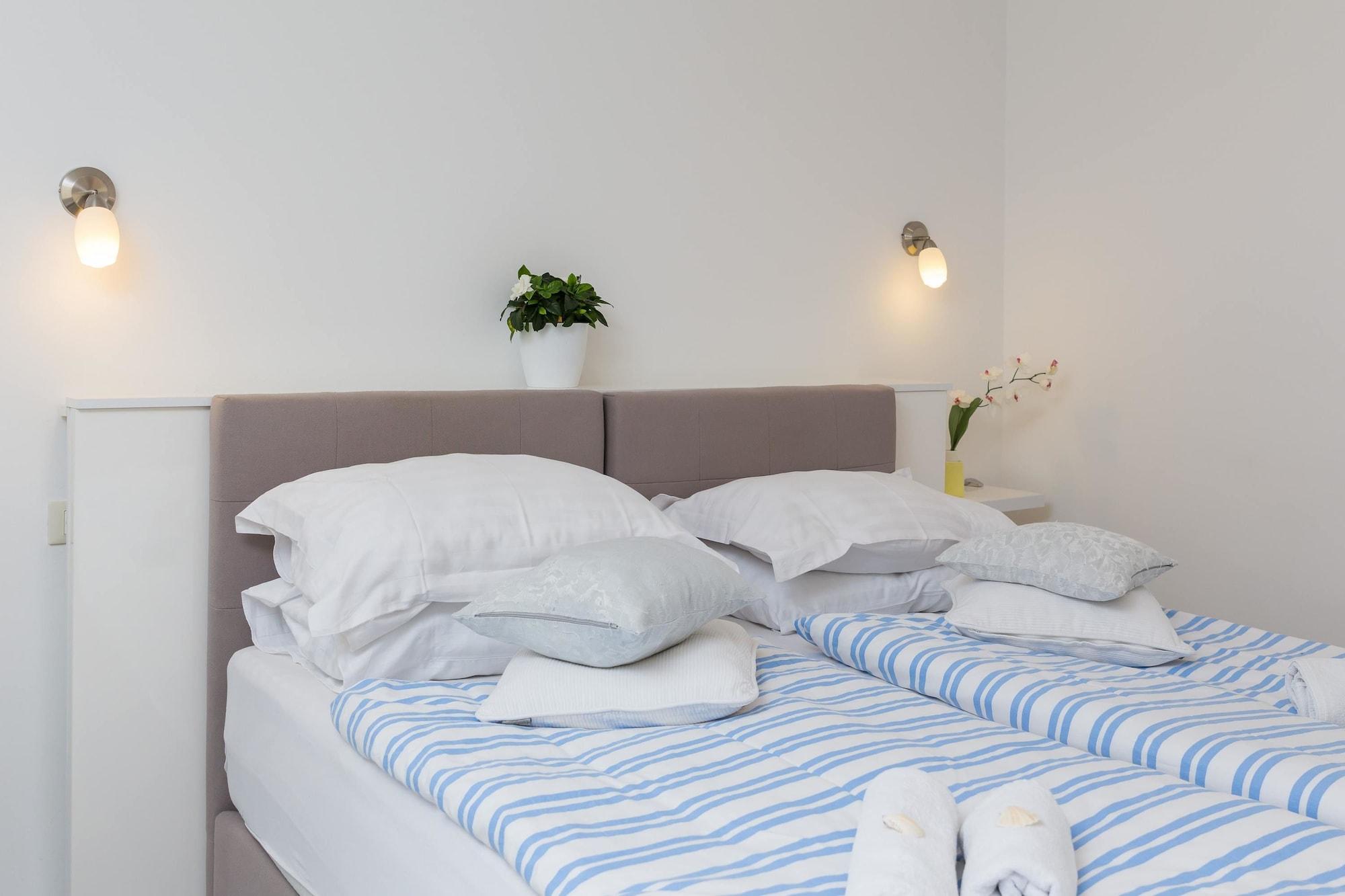 Split Center Suites Екстер'єр фото